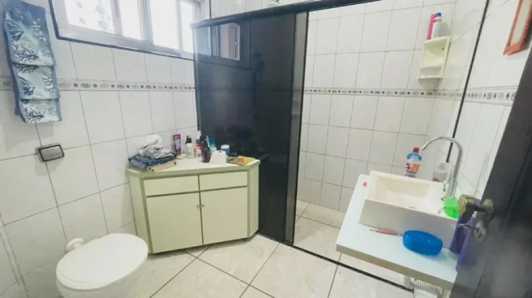 Imagem EXCELENTE CASA À VENDA NA OCIAN COM 3 DORMITÓRIOS 4 VAGAS!!!