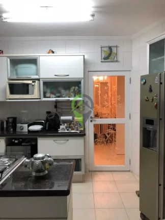 Imagem 4 DORMS E PORTEIRA FECHADA NO CORAÇAO DO GONZAGA - Santos-SP!!