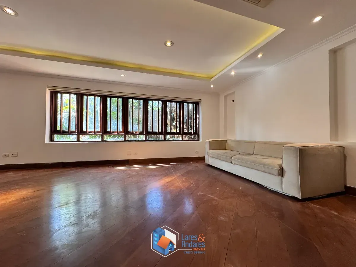 Imagem Casa de vila para venda em Planalto Paulista com 4 quartos, sendo 2 suítes, 330m²