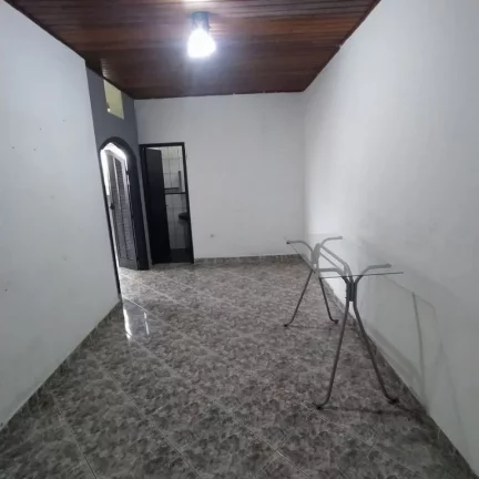 Imagem CASA COM 300 m² - VILA MIRIM - PRAIA GRANDE SP