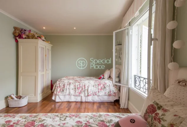Imagem Excelente apartamento com 367m² na melhor rua do Jardim Guedala. Ótima planta com ambientes amplos...