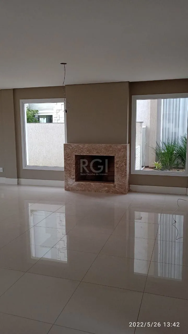 Imagem Casa de Condomínio em São Vicente