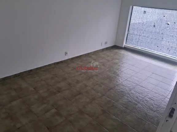 Imagem Casa sobreposta térrea em Santos no bairro do Gonzaga com características para ser comércio para locação por R$ 7.000,00 ou venda por R$ 1.175.000,00