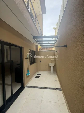 Imagem Conforto, sofisticação e excelente localização.

Esta linda casa conta com 110m² de construçã...