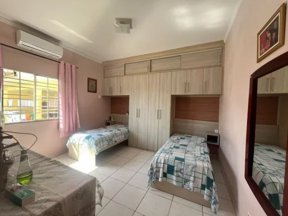Imagem CASA RESIDENCIAL em MANAUS - AM, PARQUE 10 DE NOVEMBRO