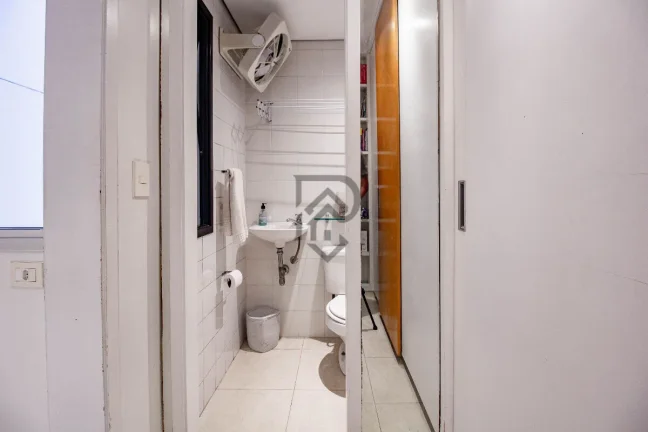 Imagem Apartamento pinheiros andar alto condominio arborizado