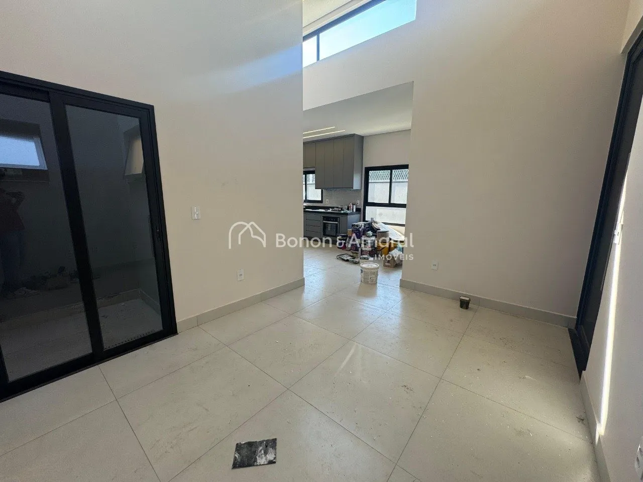 Imagem Casa térrea com 03 suítes à venda no Condominio Jardim dos Lírios - Paulinia/SP