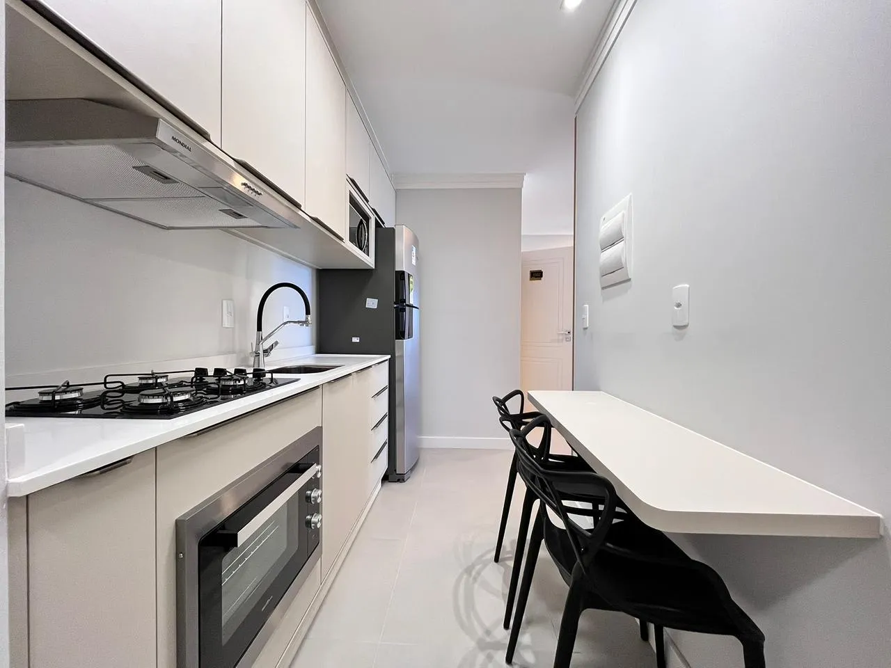 Imagem Apartamento com vista para o mar à venda com 70m2 por R$ 1.080.000,00
