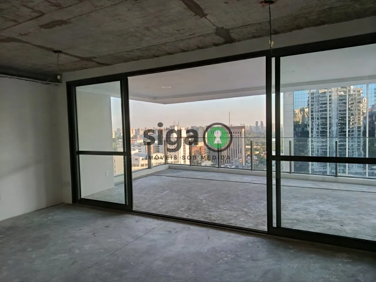 Imagem Apartamento 267 m² Paraíso
