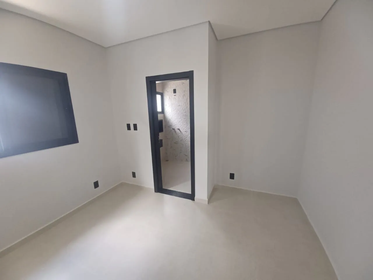 Imagem Impressionante casa térrea de 400m² com 5 dormitórios no Terras de São Lucas