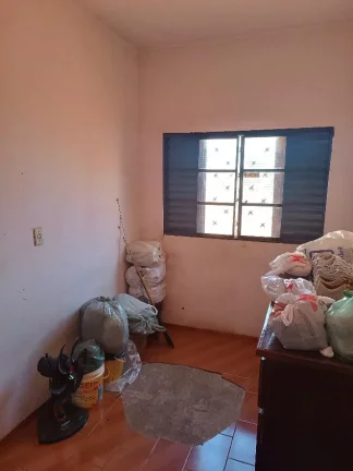 Imagem TERRENO COM 3 CASAS A VENDA NO PARQUE ESTORIL