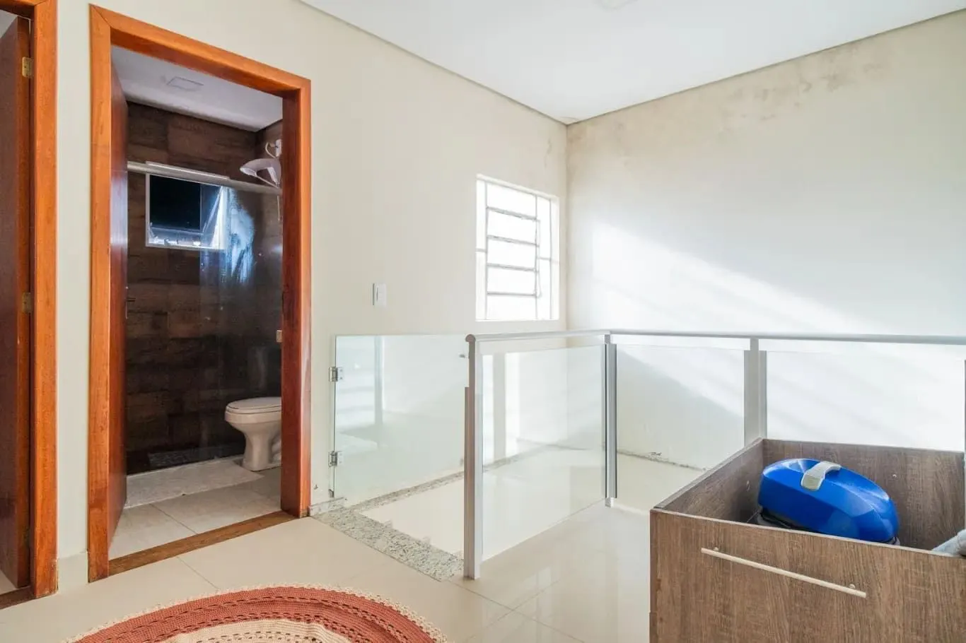 Imagem Casa de 3 dormitórios à venda em Santa Tereza, Porto Alegre.
