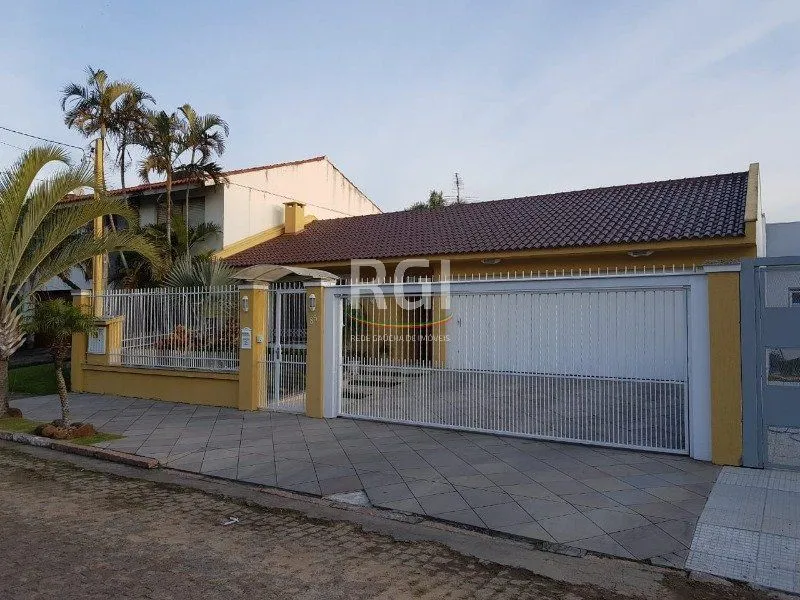 Imagem Casa para Venda - 300m², 3 dormitórios, sendo 1 suites, 4 vagas - Ipanema