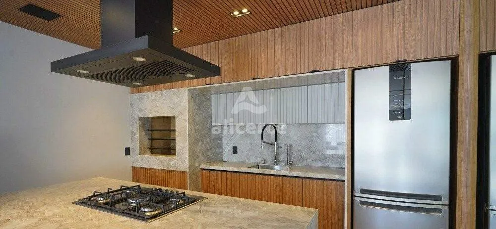 Imagem Apartamento à venda com 2 quartos 2 suítes, 69,72m² em Centro Florianópolis