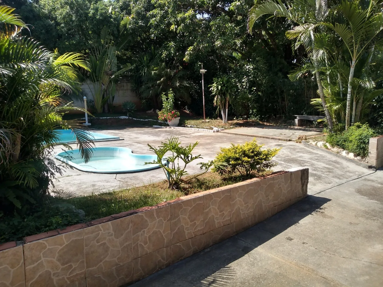 Imagem Chácara com 4 dormitórios à venda, 2200 m² - Vila Helena - Sorocaba/SP