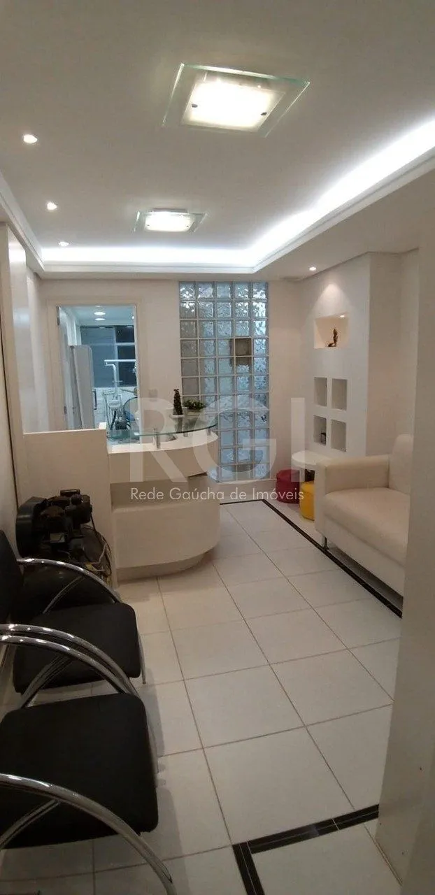 Imagem Sala comercial com 40m² privativos localizado no bairro Petrópolis em Porto Alegre/RS.