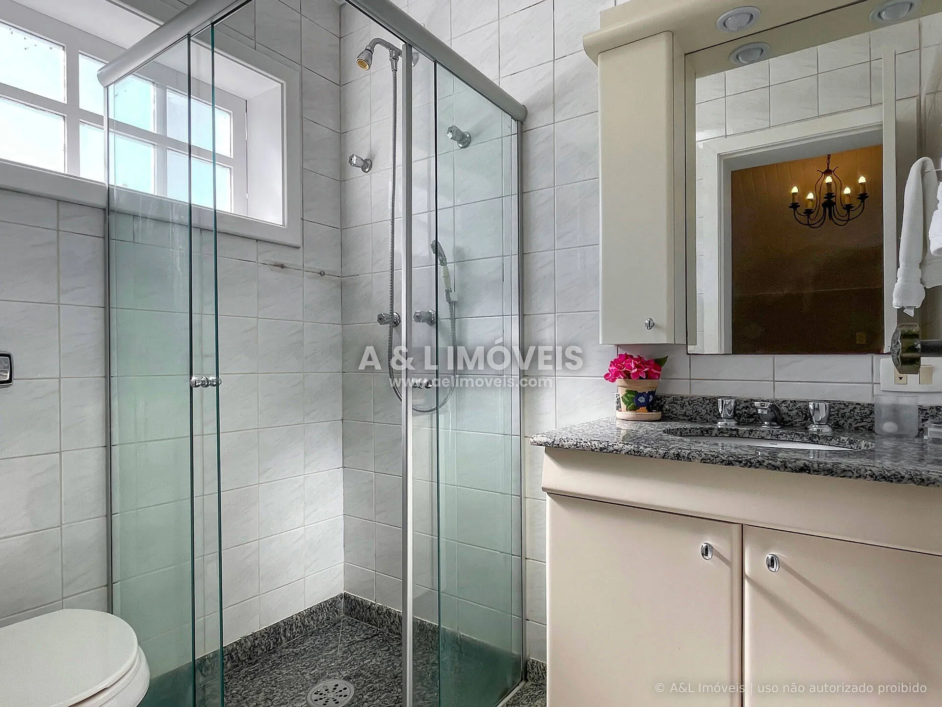 Imagem SAIU DE VENDA | Casa em Condomínio | Campos do Jordão, 261 m²
