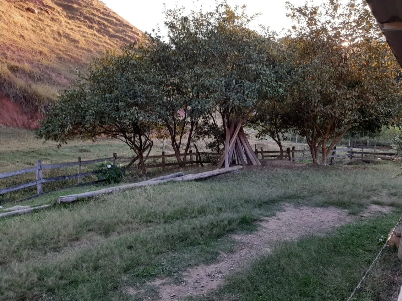 Imagem Chácara à venda 3 Quartos, 36000M², Zona Rural, Cunha - SP
