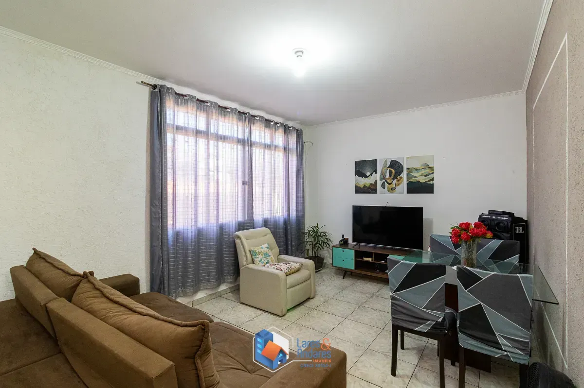 Imagem Sobrado para venda em Vila Carbone com 3 quartos, 189m²