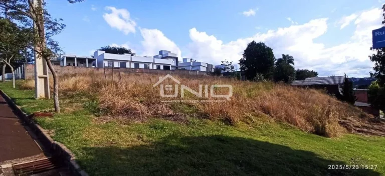 Imagem Terreno 1.162m2 - Bairro Industrial