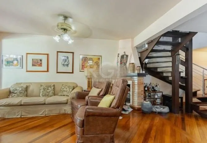 Imagem CASA DE CONDOMÍNIO, 3 DORMITÓRIOS, SUÍTE, NO BAIRRO JARDIM SABARÁ, PORTO ALEGRE/RS