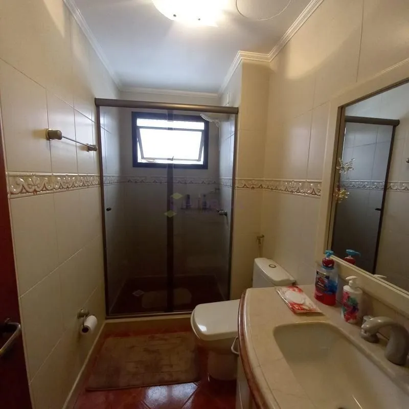 Imagem Apartamentos com 3 Dormitórios