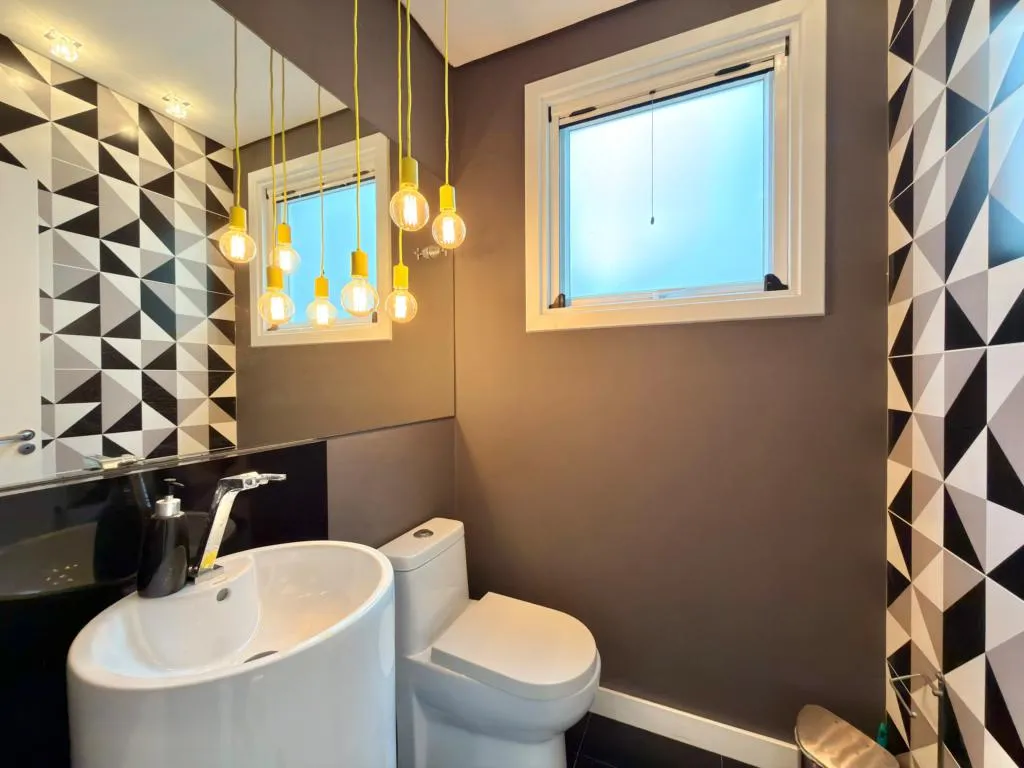 Imagem Casa em Condominio 4 Dormitórios - Bairro Zona Nova
