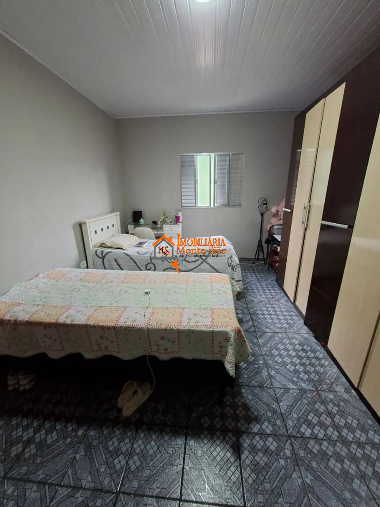 Imagem Sobrado com 5 dormitórios à venda, 200 m² - Paraventi - Guarulhos/SP