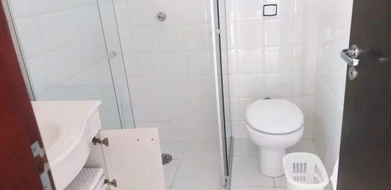 Imagem Linda casa em condomínio Fechado - Bairro Horto