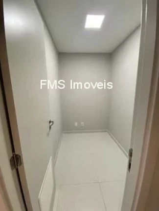 Imagem Imperdível! Apartamento à venda em São Paulo-SP, na Vila Dom Pedro I, com 3 quartos, 3 suítes e 160m². Agende sua visita!