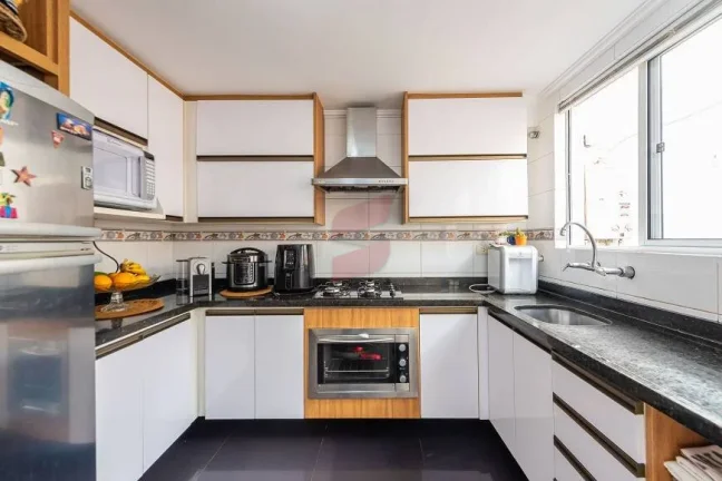 Imagem SOBRADO TRIPLEX com 3 dormitórios à venda por R$ 731.000,00 no bairro Boqueirão - CURITIBA / PR