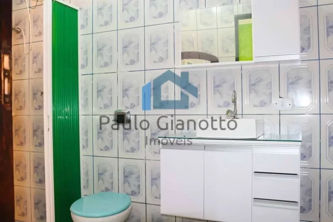 Imagem Imóvel à venda com 03 casas independentes em Cotia