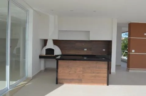 Imagem VENDA DE SOBRADO NO CONDOMÍNIO VERDES LAGOS, EM ARUJÁ/SP, com 453m², 05 suítes, piscina, churrasqueira, 03 salas e 04 vagas cobertas, CONSULTE-NOS.