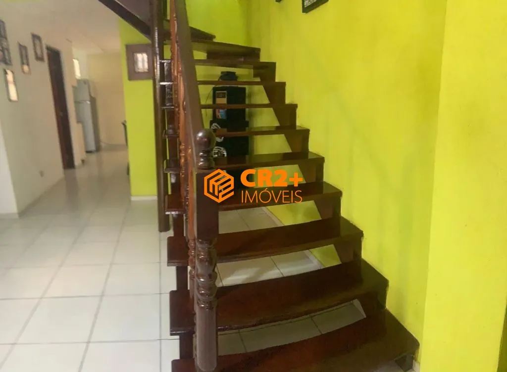 Imagem Casa Duplex - Casa Forte - 04 Quartos - 02 Suites - 280m2