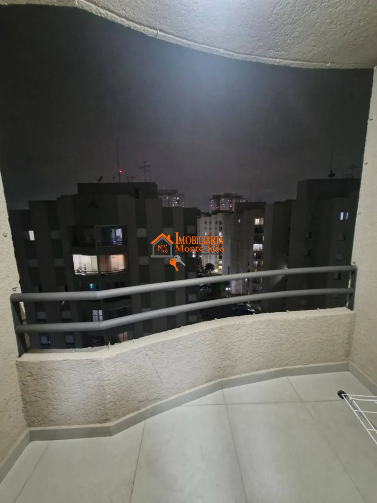 Imagem Apartamento com 2 dormitórios à venda, 65 m² por R$ 365.000,00 - Cocaia - Guarulhos/SP