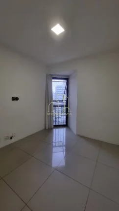 Imagem Excelente apartamento com três quartos home office varanda gourmet a venda em Alphaville