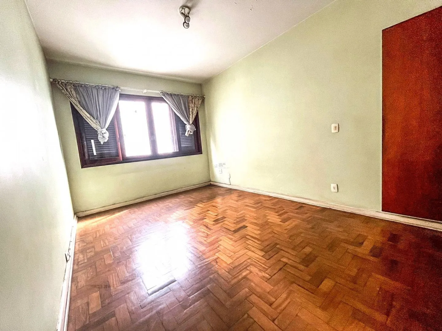 Imagem Apartamento no Bairro Paraíso com 2 dormitórios com armários + 1 Quarto auxiliar, 1 vaga de garagem, gerador e Portaria 24 hs