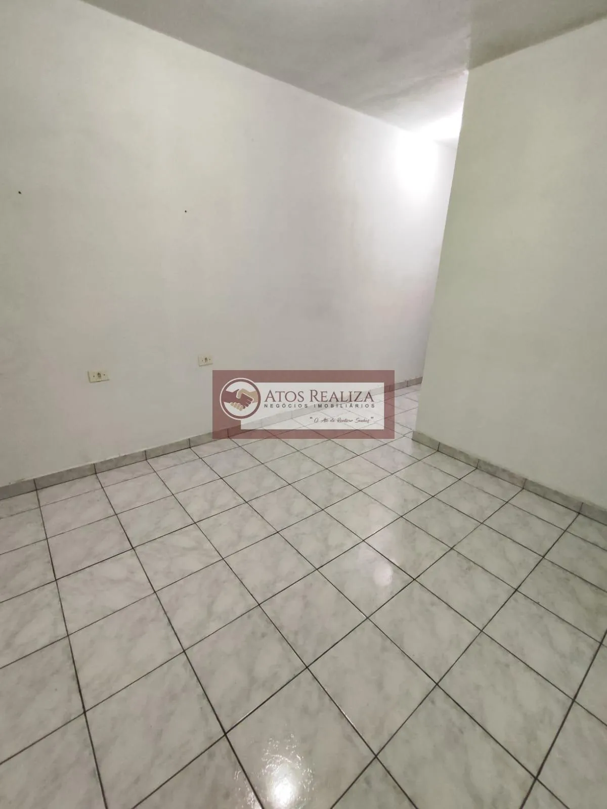 Imagem Casa à Venda no Jardim Martini, SP | 7 Quartos, 250m², R$550mil