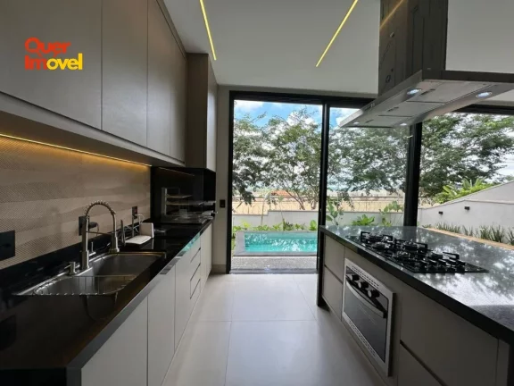 Imagem Imóvel de luxo em condomínio na Vila do Golf em Ribeirão Preto-SP! 4 quartos, 4 suítes, 4 vagas de garagem e 261m². Aproveite! Quer Imóvel Negócios Imobiliários.