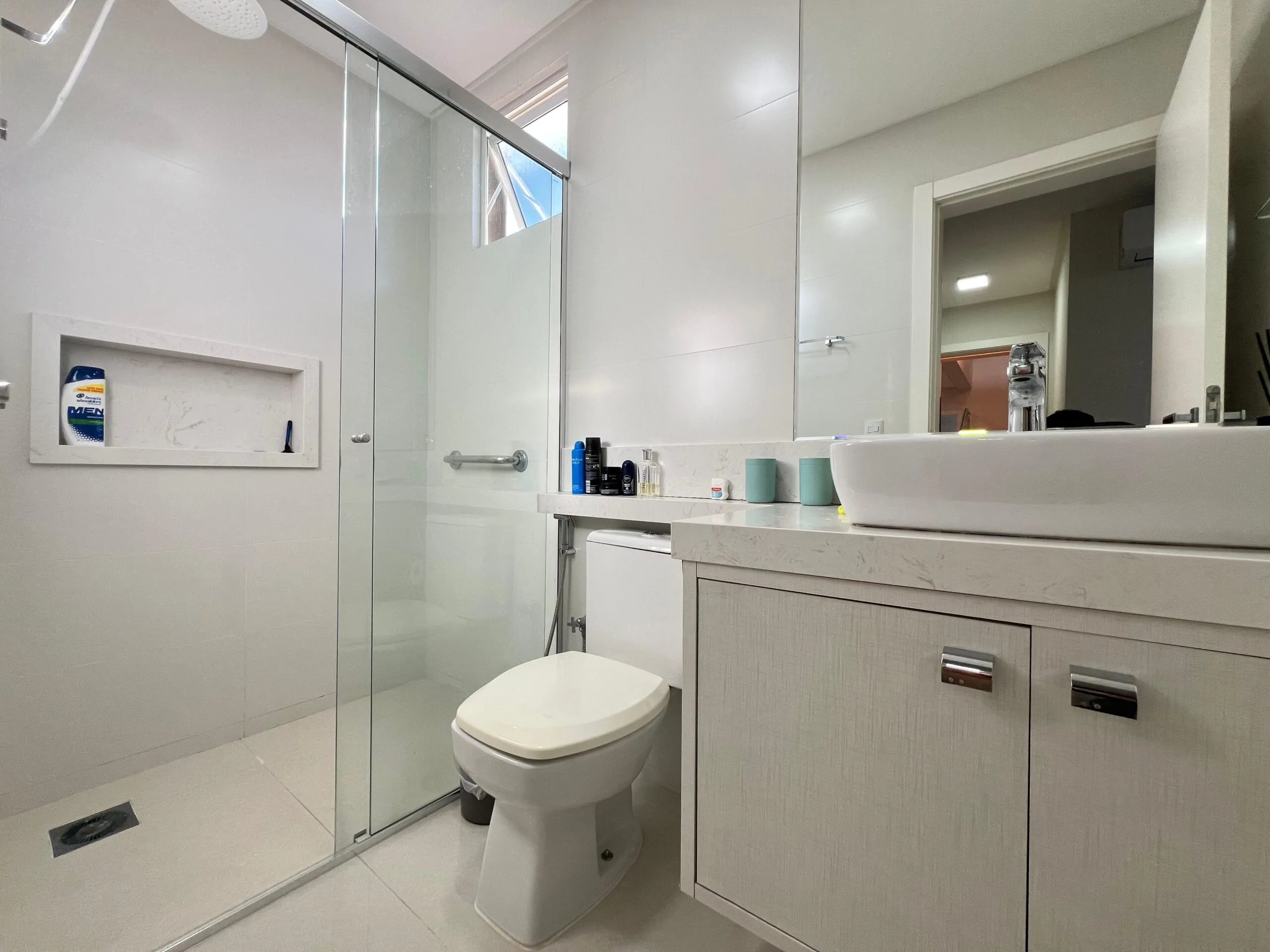 Imagem Apartamento com vista para o mar à venda com 200m2 por R$ 7.200.000,00