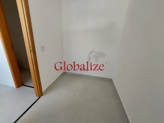 Imagem Bela Casa Alta Duplex em Santos no bairro Campo Grande com 3 dormitórios, churrasqueira e piscina por R$ 1.250.000,00