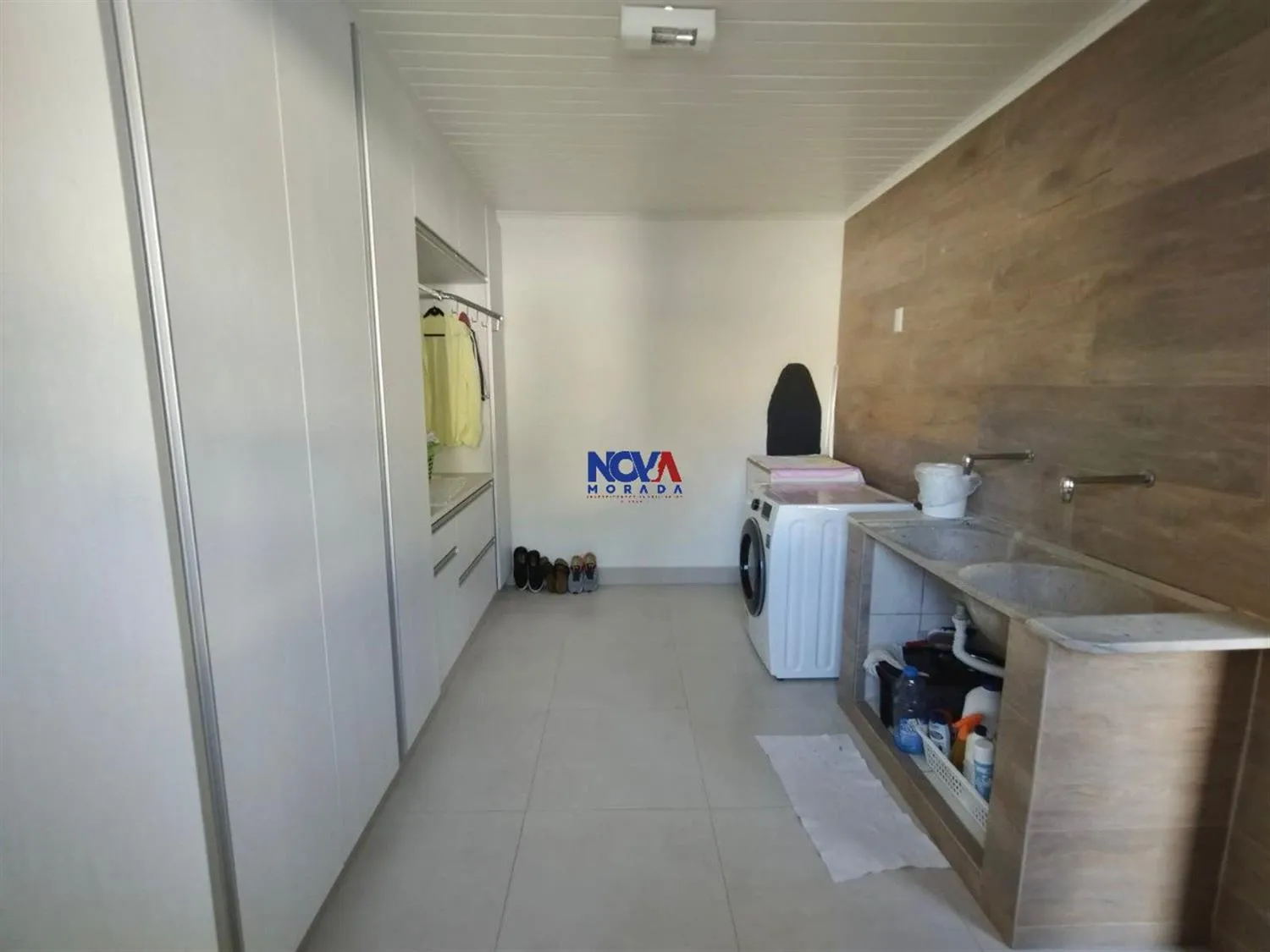 Imagem Casa com 3 quartos à venda em Vila Velha