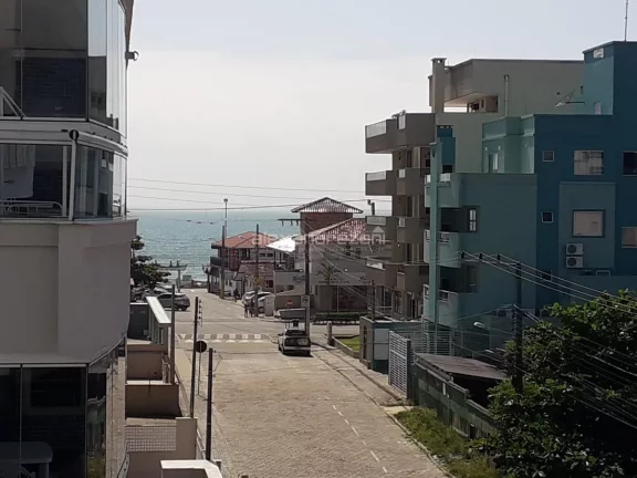 Imagem Lindo apartamento 3 dormitórios próximo ao mar