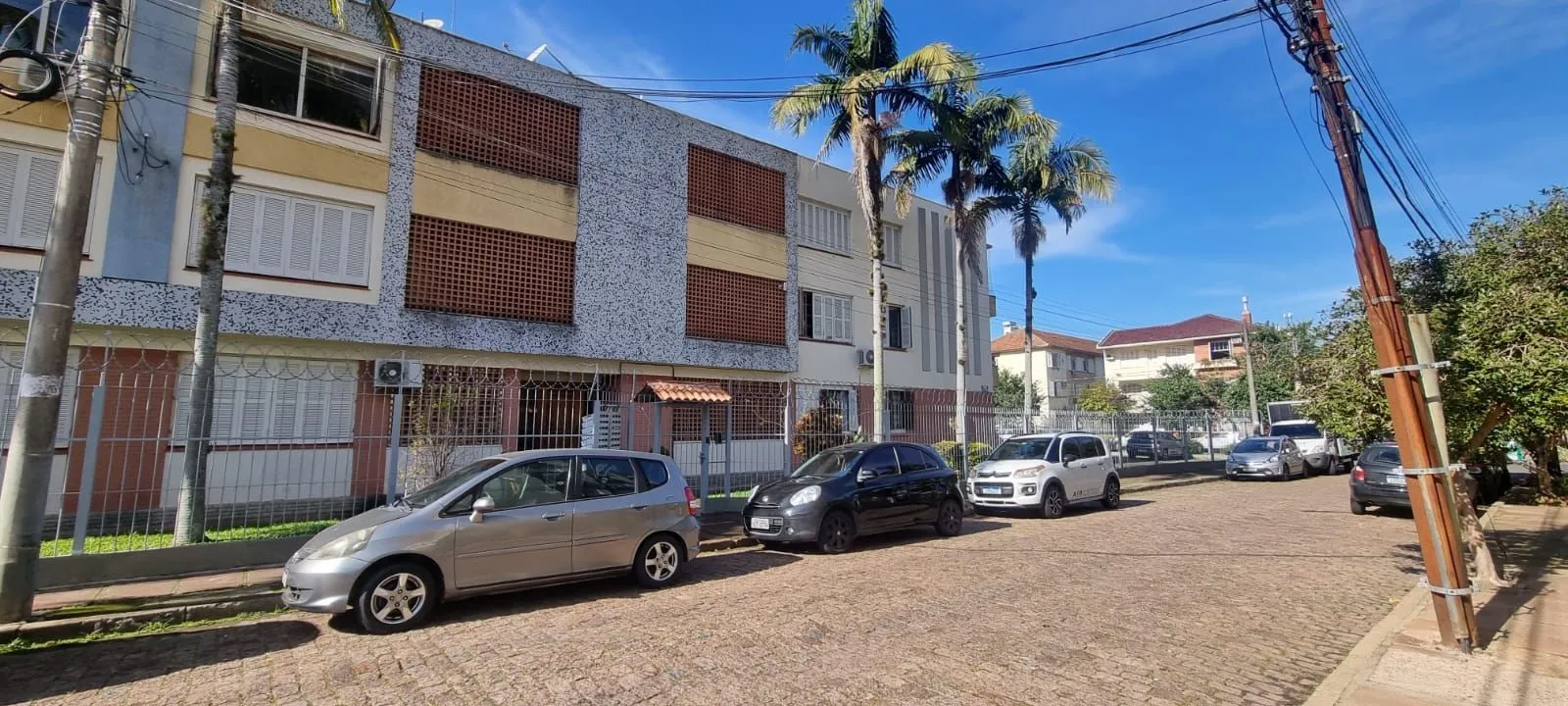 Imagem Apartamento 04 dormitórios ou gabinete com 01 vaga no bairro Praia de Belas
