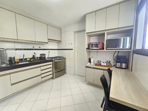 Imagem Apartamento de 3 quartos com suíte em Caminho das Árvores: luxo, conforto e ótima localização em Salvador-BA!