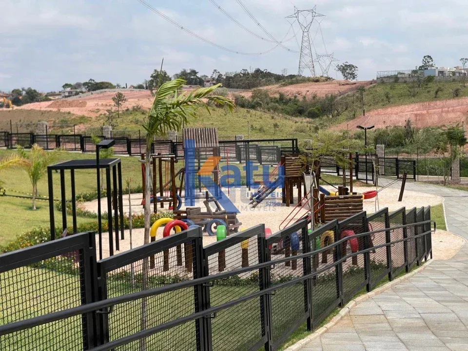 Imagem Terreno à venda no Condomínio Portal dos Lagos  Jundiaí/SP
Terreno com 420 m² de área total, ...