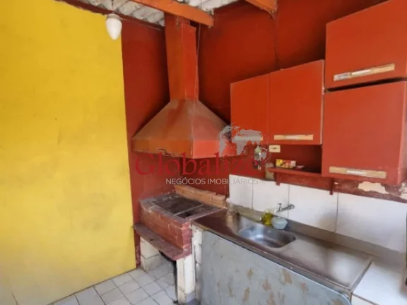 Imagem Casa com 2 dormitórios, 3 vagas de garagem no bairro Santa Maria em Santos no valor de R$380.000,00