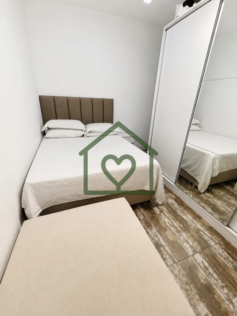 Imagem Apartamento à venda no Condomínio Porto Farroupilha de 2 dormitórios quinto andar. 
 
Excelente a...