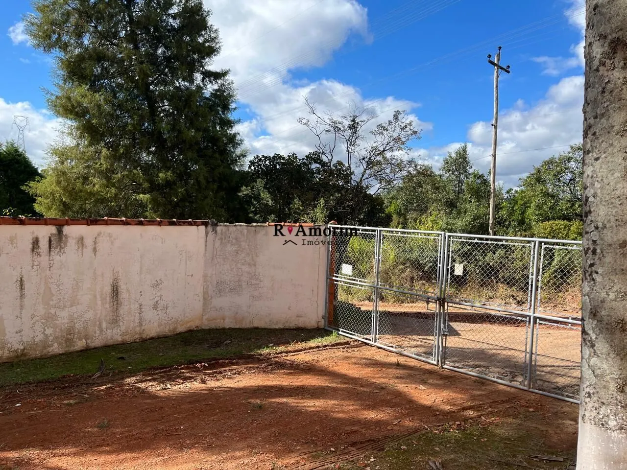 Imagem Área Industrial a venda em Itu/SP com cinco Galpões Industriais