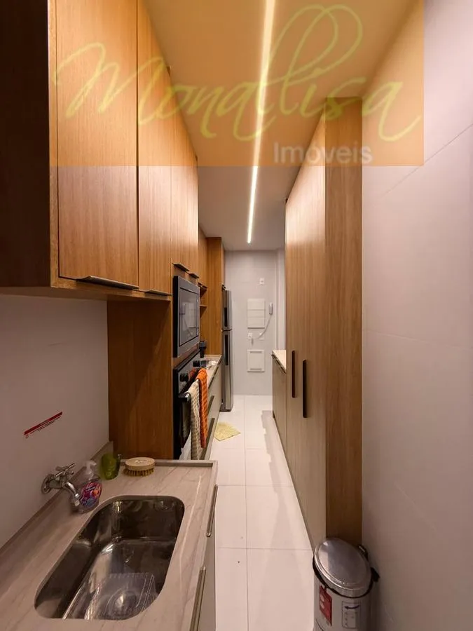 Imagem Apartamento com 2 quartos e 1 suíte na Avenida Lúcio Costa, Barra da Tijuca